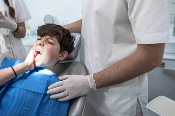 Best Emergency Wisdom Tooth Extraction in Flowing Wells, AZ